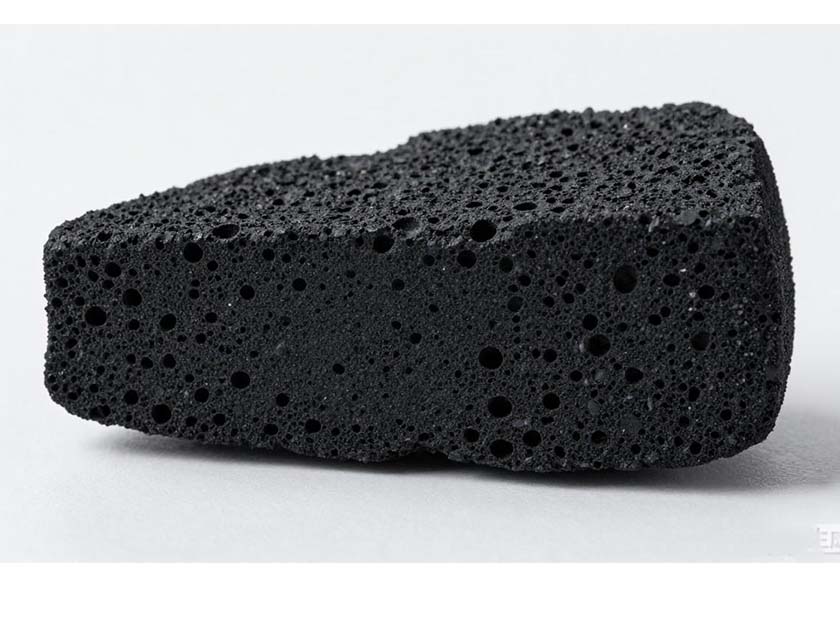 Screw press dewatering machine processing activated carbon